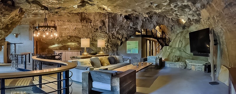 Beckham Cave Hotel